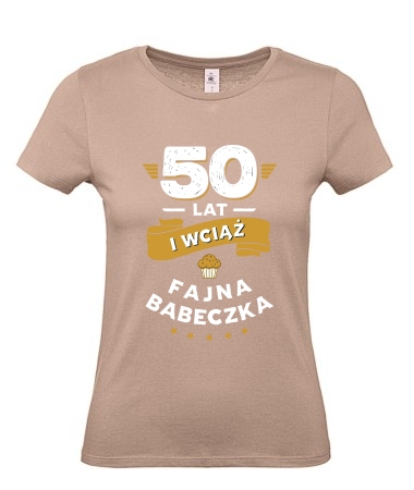 50 lat i wciąż fajna babeczka